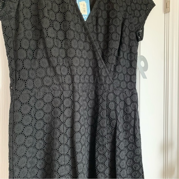 NWT Nine West Happy Hour Black Crochet Cap Sleeve V-neck Dress - Picture 6 of 10